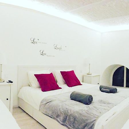 City Center Apartment With Gym & Spa 부다페스트 외부 사진